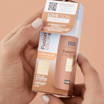 SUNSCREEN FUSION WATER COLOR SPF50 MEDIUM